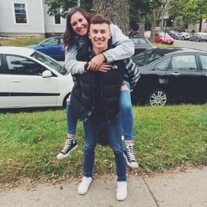 Meet your Posher, Brett